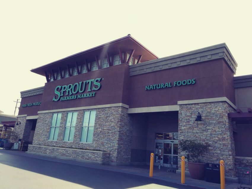 Sprouts store building