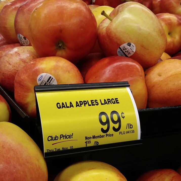 Large Gala Apples with $.99 price tag