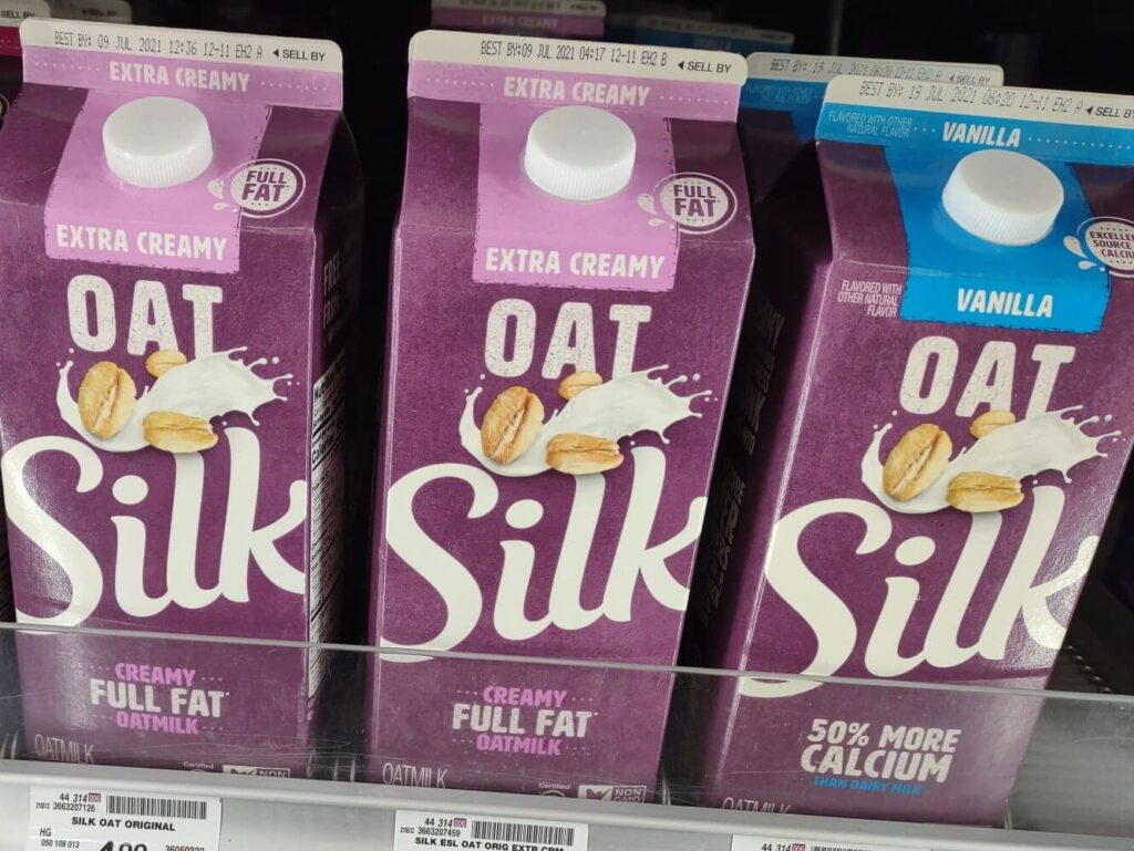 Assorted Silk oatmilk 