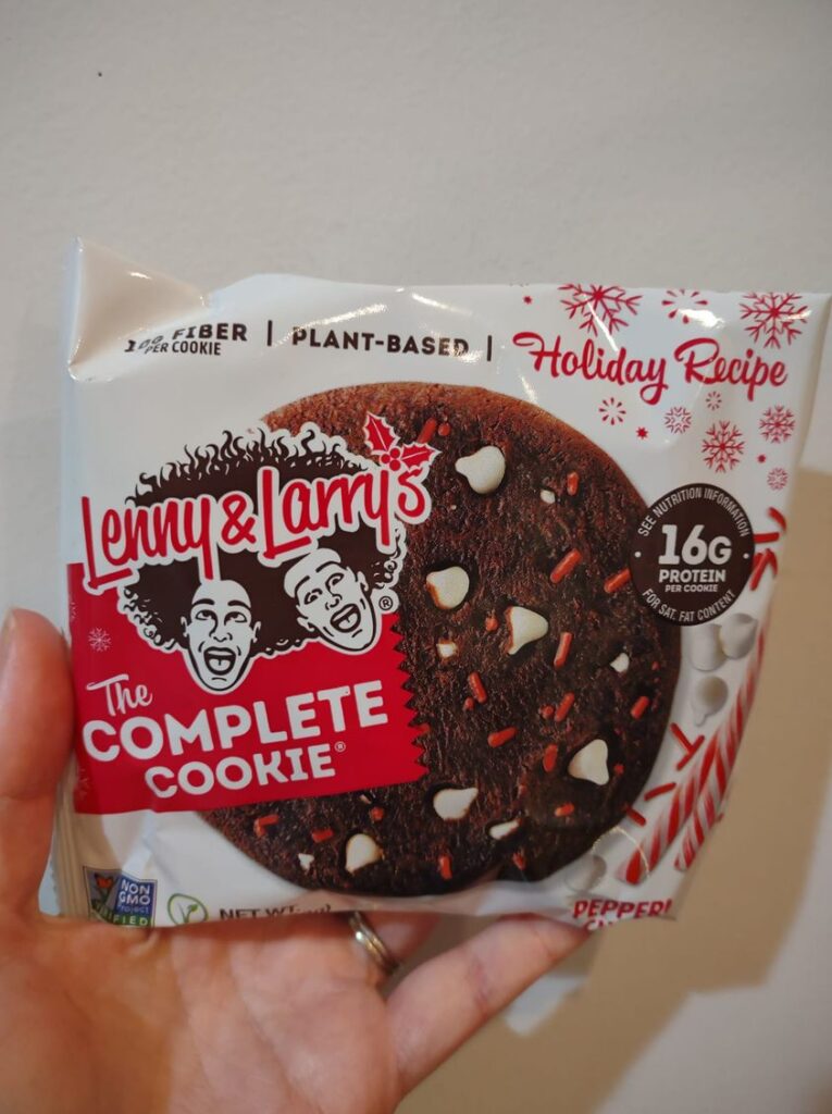 Lenny & Larry's chocolate peppermint holidaycookie