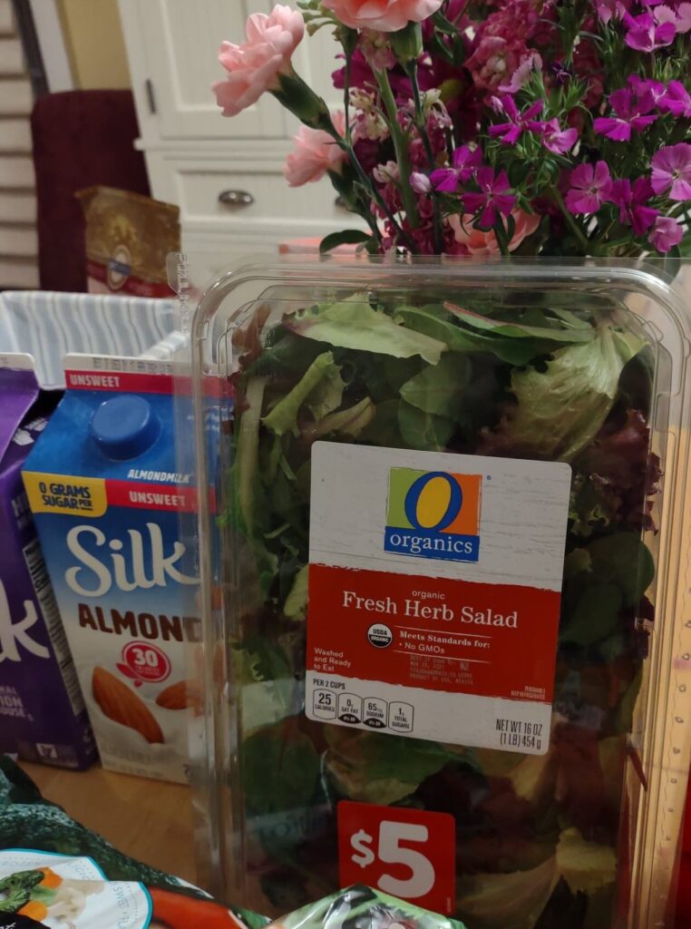 O oRganics Salad Paks one pound
